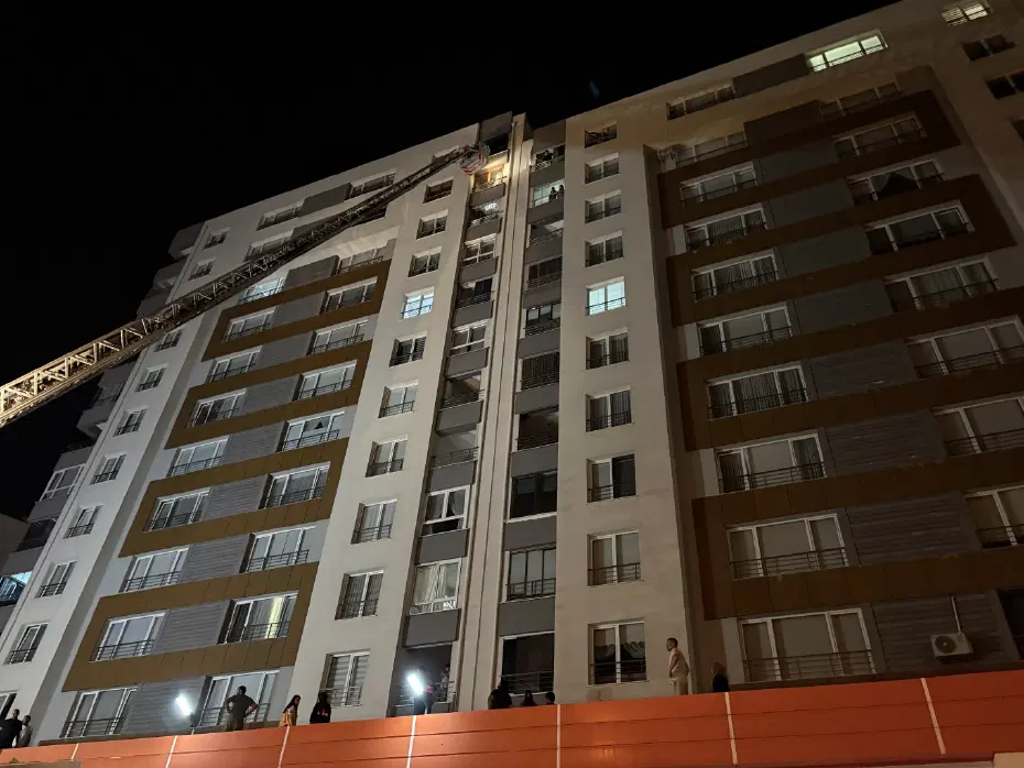 13. Kat Yangını