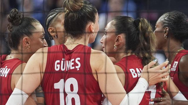A Milli Kadın Voleybol