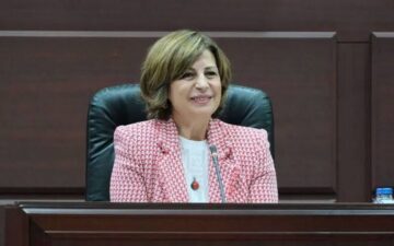 Ayşe Ünlüce